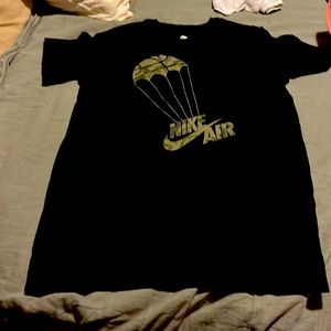 Nike T-shirt